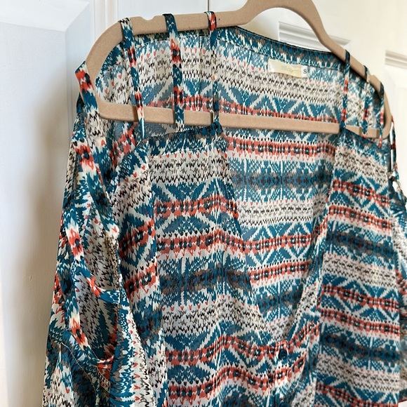 NWOT LF Millau Sheer Printed Top - Picture 4 of 7